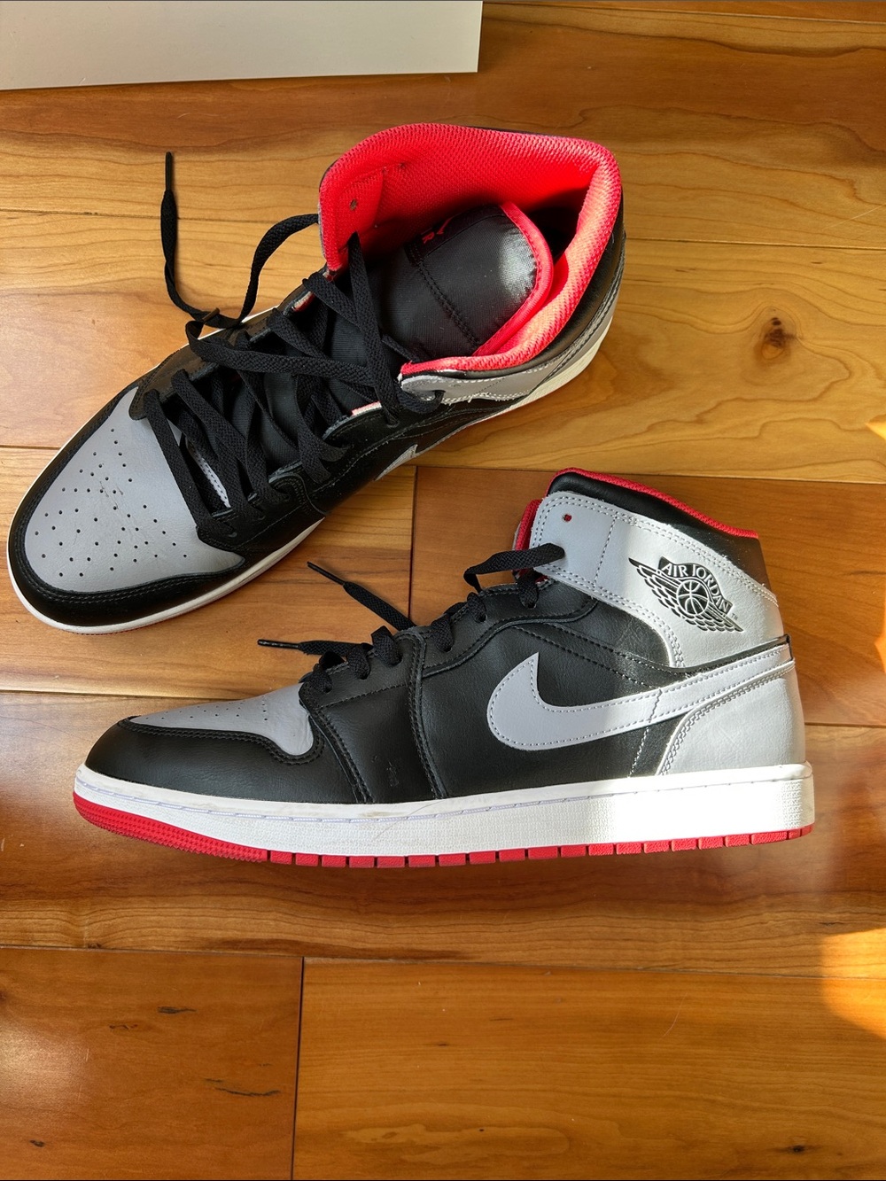 Nike Air Jordan 1 Mid